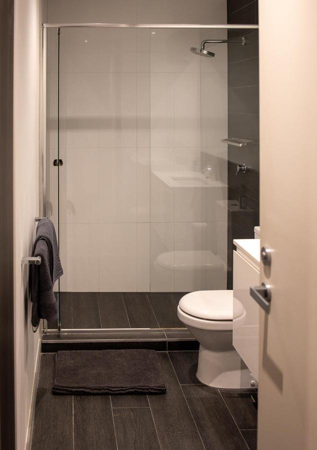 Modern Quiet 1 & 2 Bed Apt Opposite Albert Park Melbourne Exterior photo